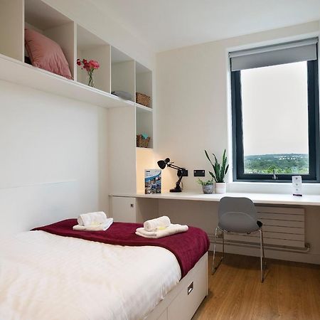 Goldcrest Village Rooms University Of Galway Exterior photo