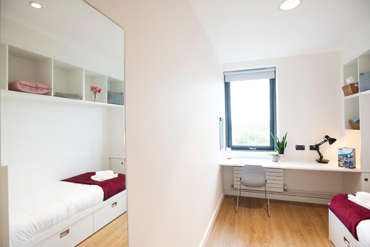 Goldcrest Village Rooms University Of Galway Exterior photo